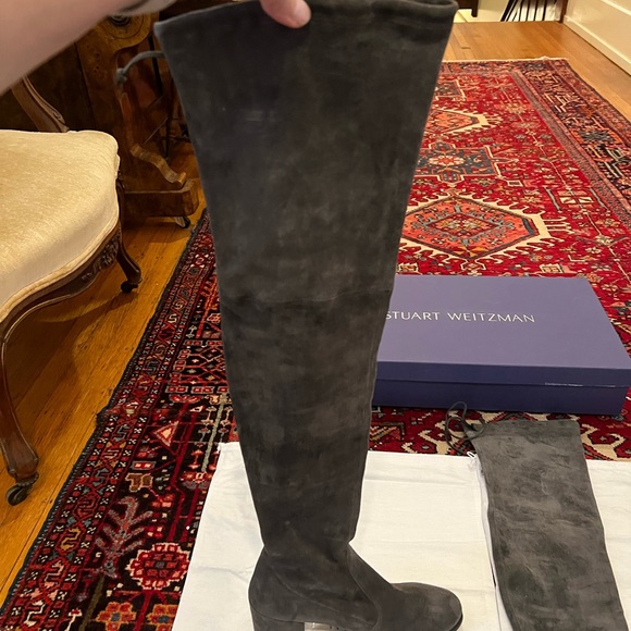 Stuart Weitzman over the knee suede boot-slate gray-9.5 - Picture 3 of 9